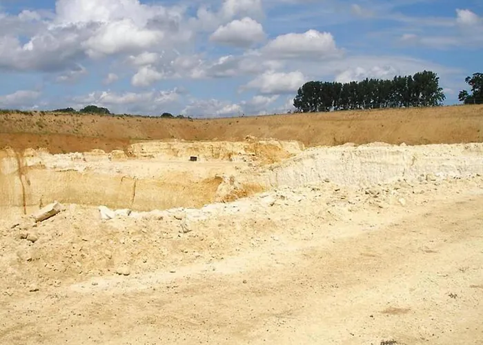 In Near Nature Reserve